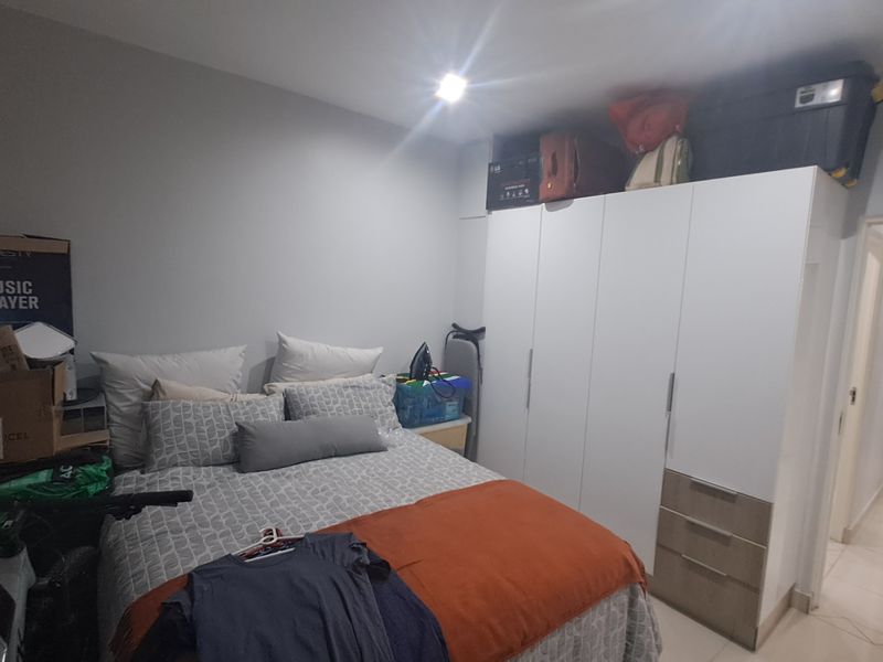 Modern 2 Bedroom, 2 Bathroom Apartment To Rent | Spacious, Secure & Perfectly Located - Photo 8