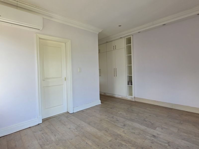 Townhouse For Sale In Mount Edgecombe - Photo 10