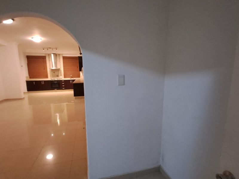 Prime Property presents Ridgeton towers one bed apartment for rent - Photo 5
