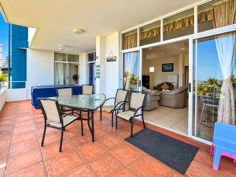 Apartment For Sale In Margate - Photo 4