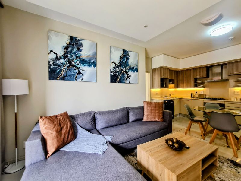 2 Bath Apartment at The Tyrwhitt - Photo 2