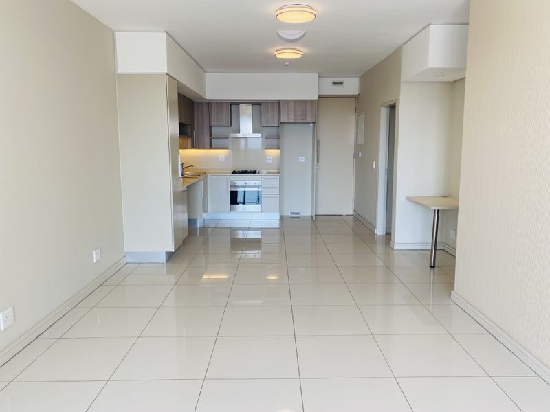 Modern Living 2 Bed 1 Bath Apartment in Rosebank - Photo 4