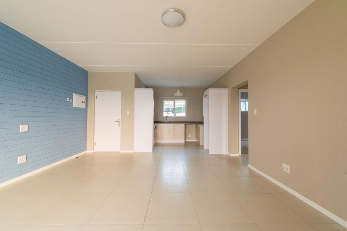 Impressive Investment With Great Returns. 2 Bedroom 2 Bathroom Apartment - Photo 2