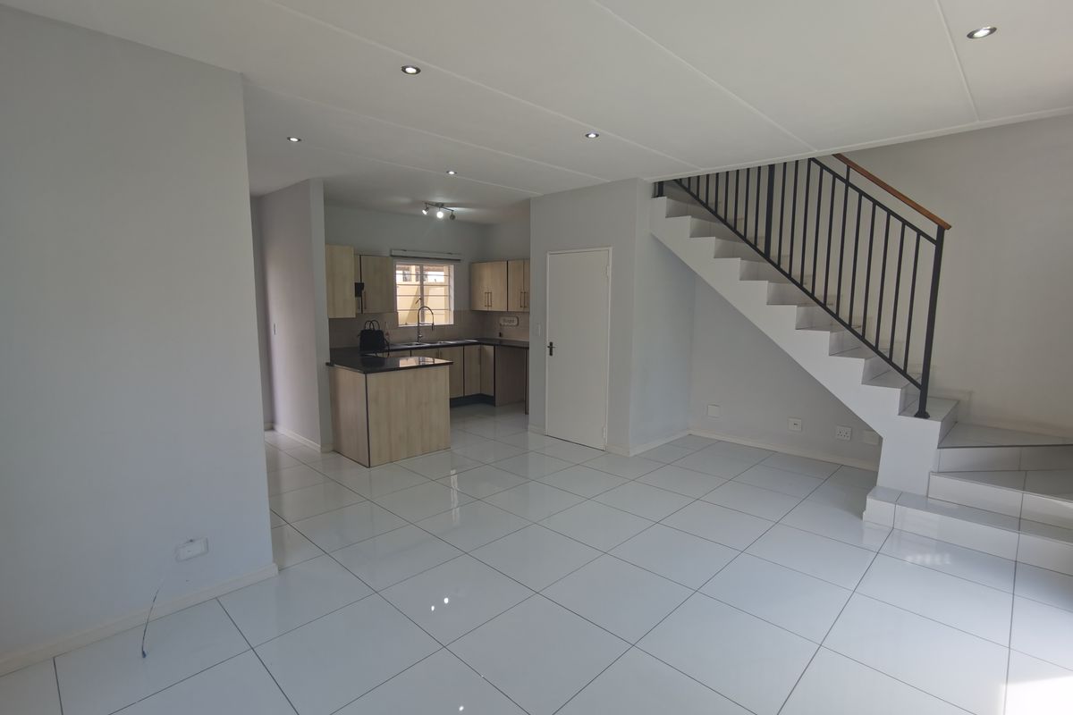 Ground floor 2 bedroom 1.5 bathroom apartment available in at The Wedge in Honeydew - Photo 2