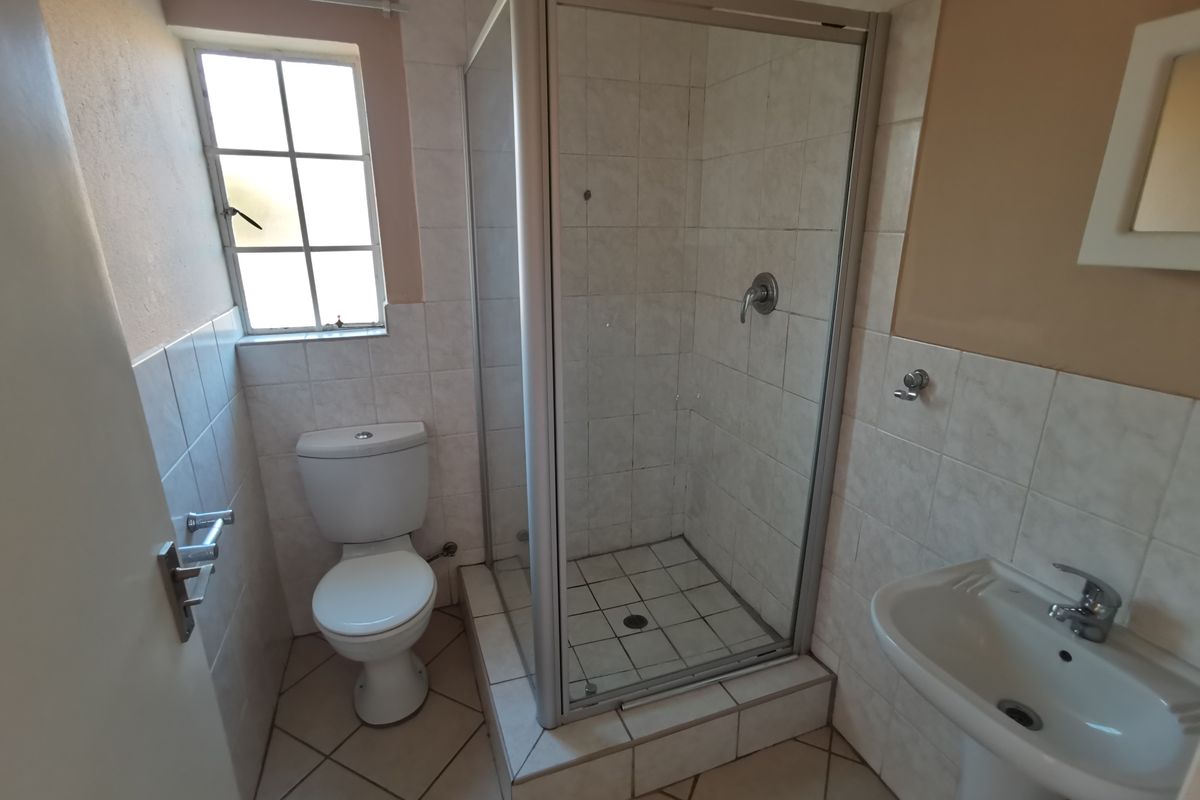 2 Bed 2 Bath apartment available at Sagewood in Honeydew - Photo 5