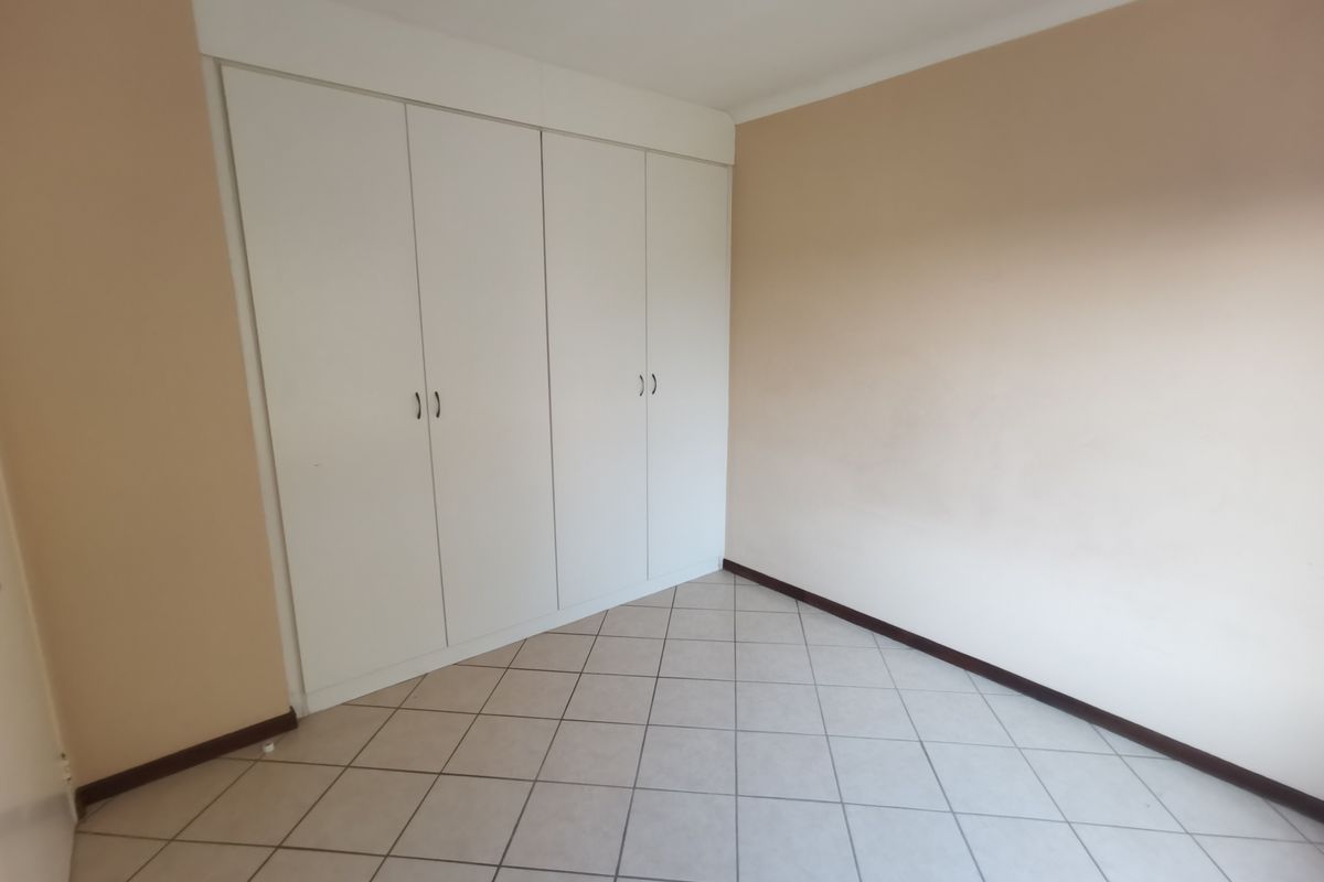 2 Bed 2 Bath apartment available at Sagewood in Honeydew - Photo 3