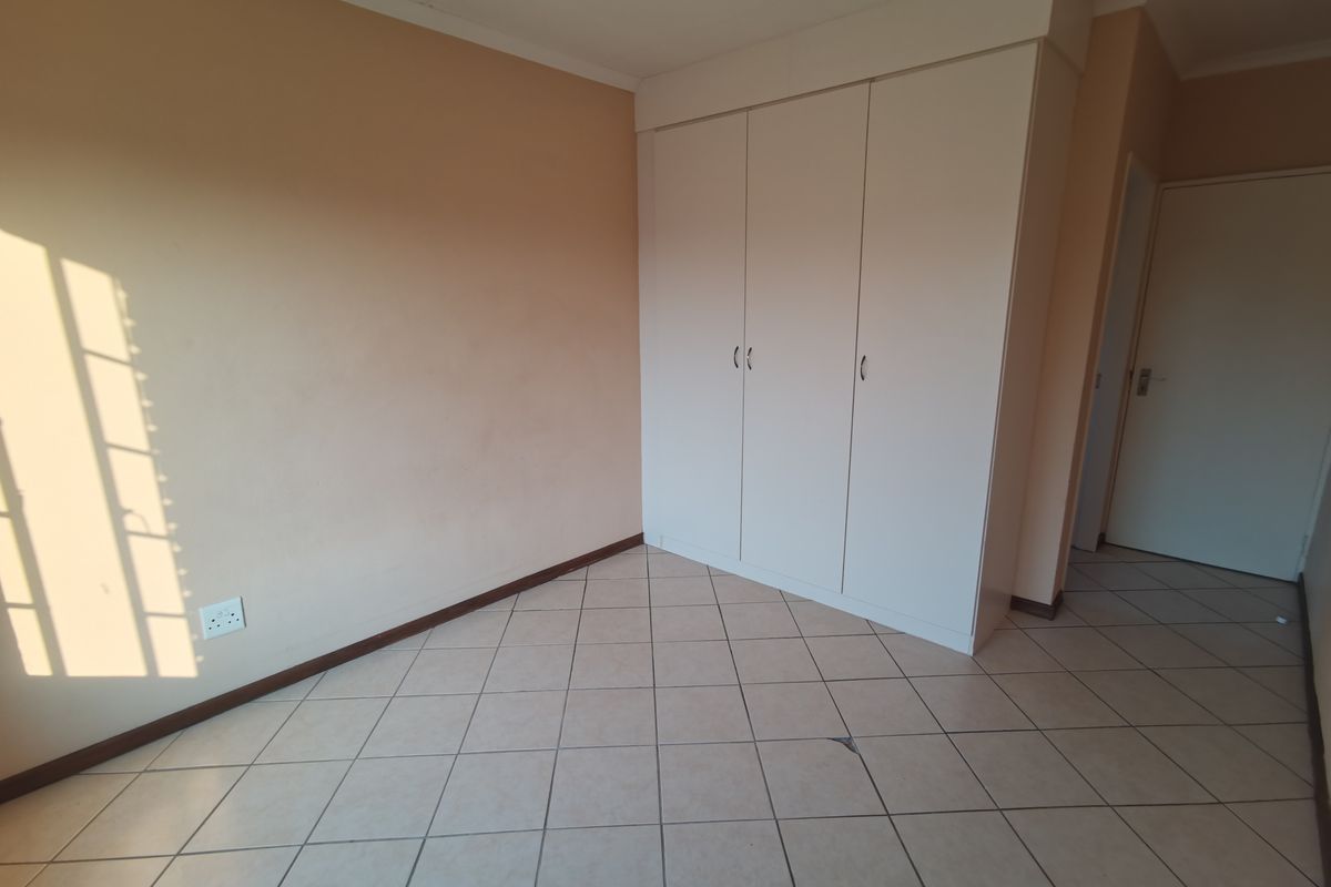 2 Bed 2 Bath apartment available at Sagewood in Honeydew - Photo 2