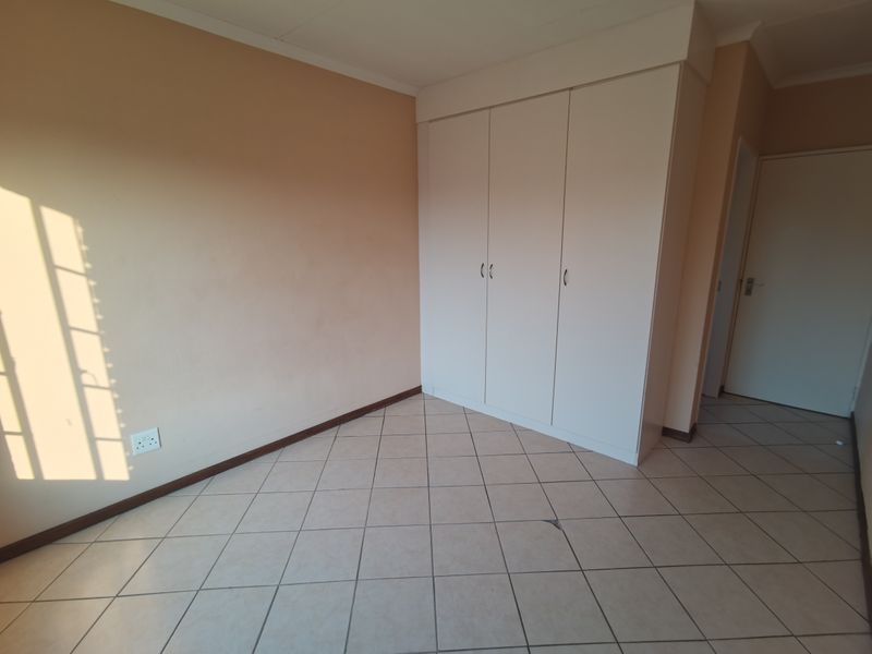 2 Bed 2 Bath apartment available at Sagewood in Honeydew - Photo 2