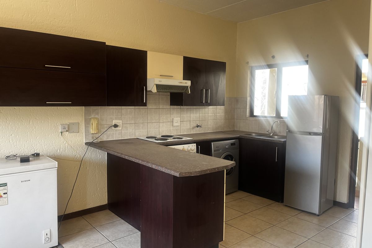 Studio Apartment available in Paulshof - Photo 4