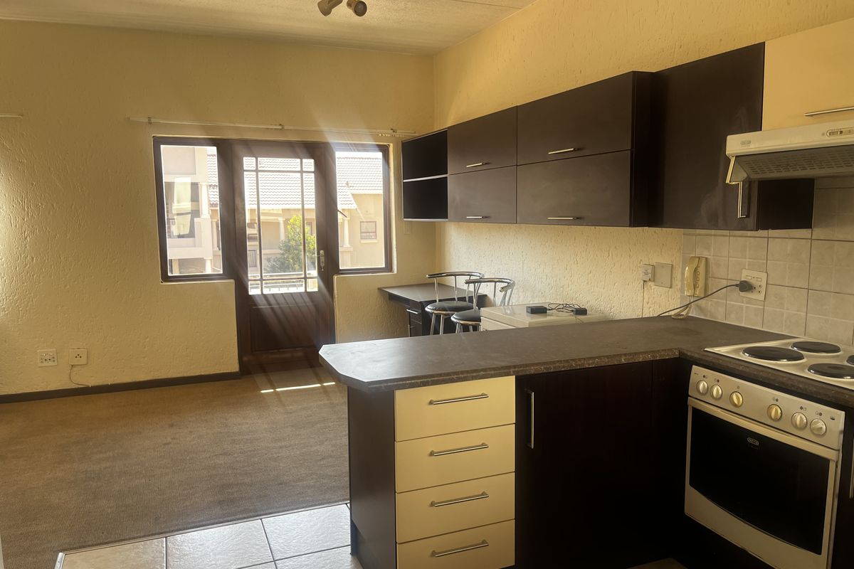 Studio Apartment available in Paulshof - Photo 3