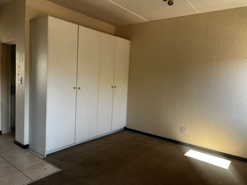 Studio Apartment available in Paulshof - Photo 7