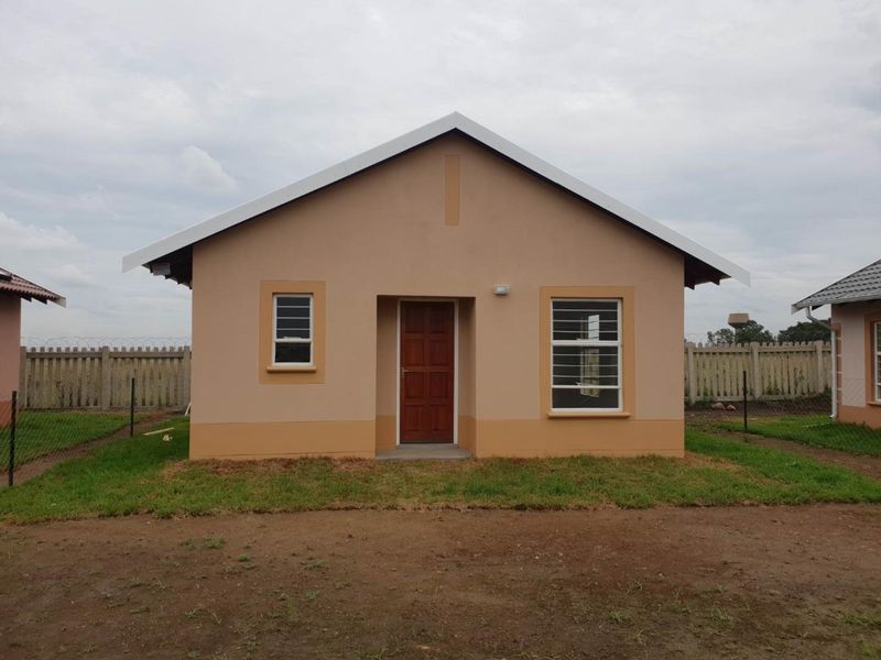 Sunny and bright 2 bedroom 1 bathroom house in Brakpan/Boksburg - Photo 2