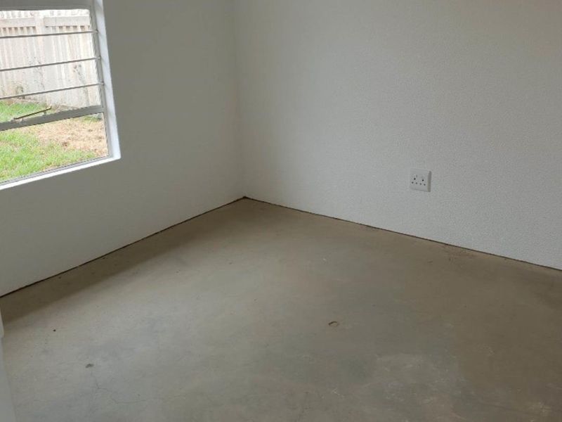 Sunny and bright 2 bedroom 1 bathroom house in Brakpan/Boksburg - Photo 8