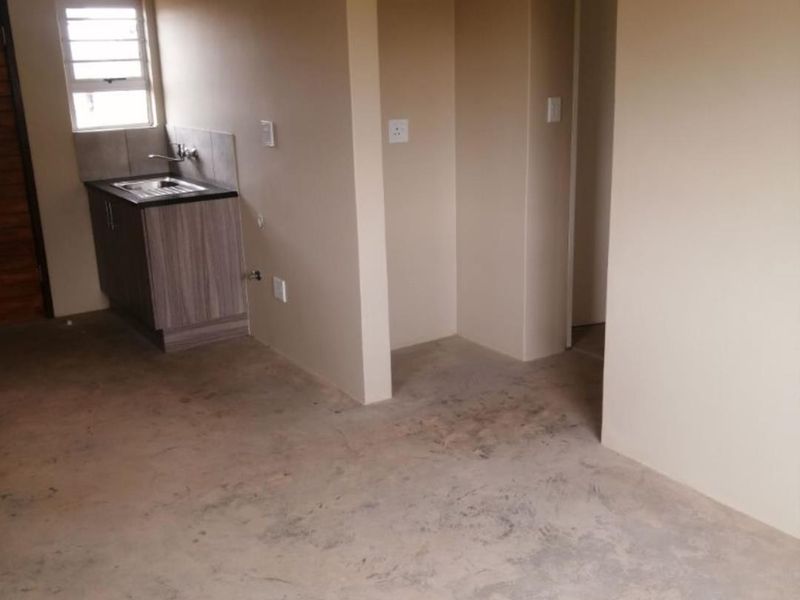 Fantastic value 3 bedroom 2 bathroom house - Photo 7