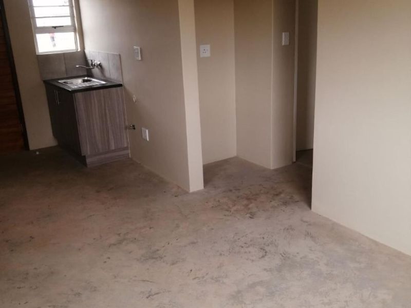 Fantastic value 3 bedroom 2 bathroom house - Photo 6