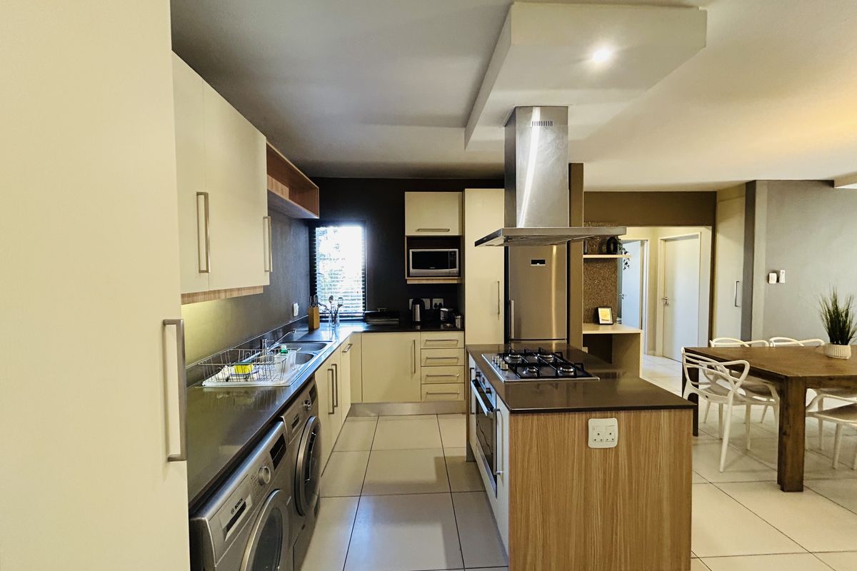 Impressive Investment Returns and a 12 Month Rental Guarantee. - Photo 2