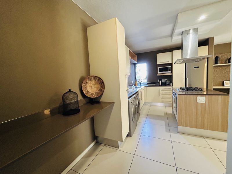Impressive Investment Returns and a 12 Month Rental Guarantee. - Photo 4