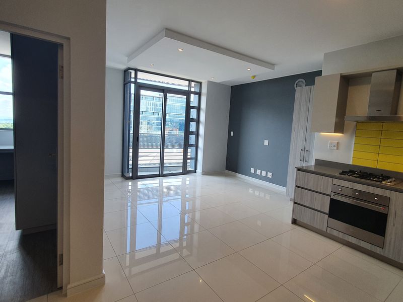 12th floor 2 Bed 2 Bath apartment at The Median in Rosebank - Photo 2