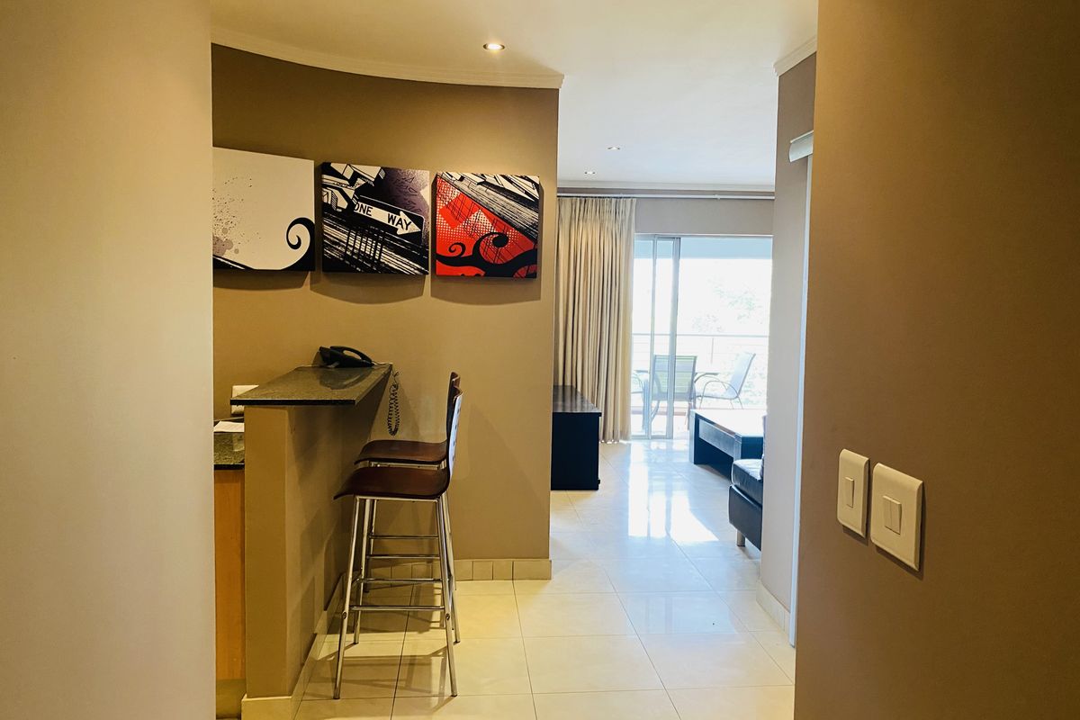 Affordable furnished 2-bedroom, 2 bathroom in Sandton - Photo 5
