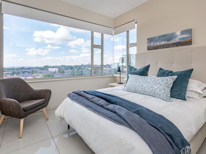 Sophisticated and Elegant 2 Bedroom 2 Bathroom Apartment in Rosebank - Photo 10