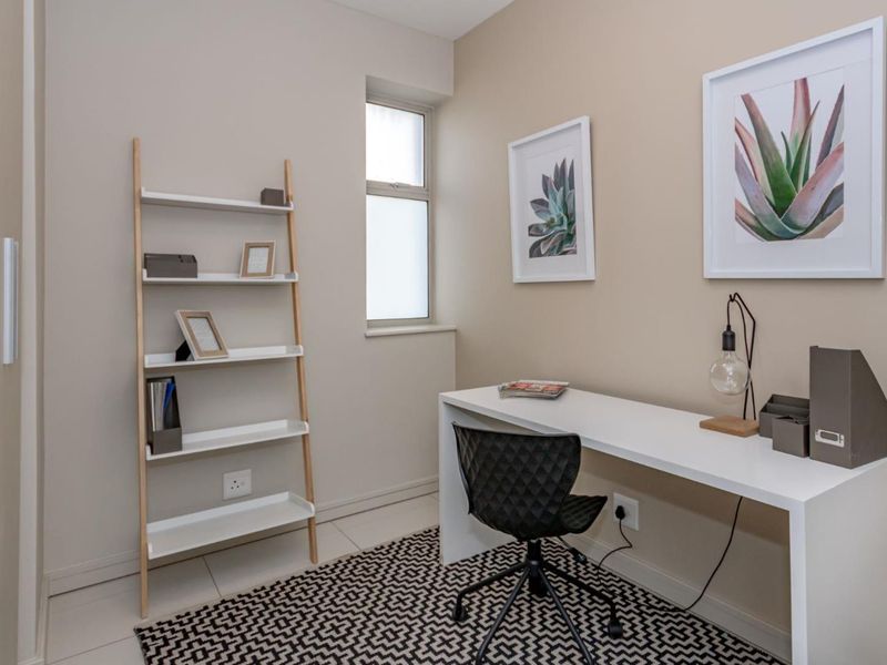 Sophisticated and Elegant 2 Bedroom 2 Bathroom Apartment in Rosebank - Photo 5