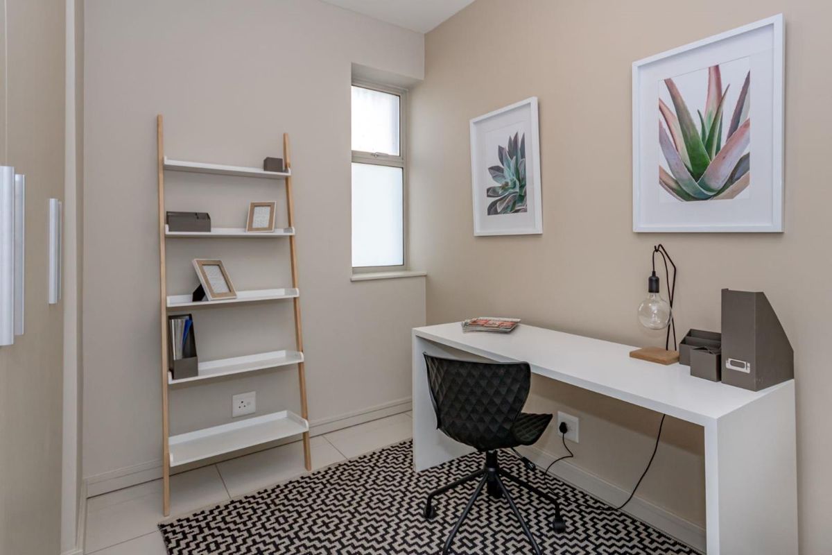 Sophisticated and Elegant 2 Bedroom 2 Bathroom Apartment in Rosebank - Photo 5