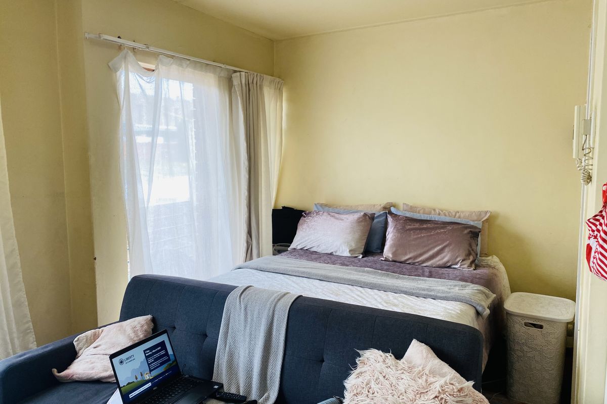 Studio apartment, Ideal starter home or student accommodation. - Photo 5