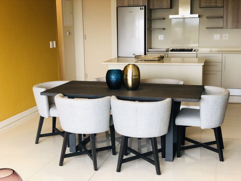 Brand new, huge 107 sqm, exquisitely furnished 2 bed 2 bath apartment - Photo 7