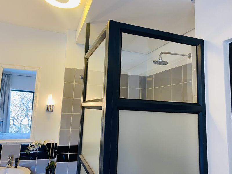 Fully Furnished, Modern-retro, 2 Beds, 2 Baths Apartment with 100% Back-up Power - Photo 10