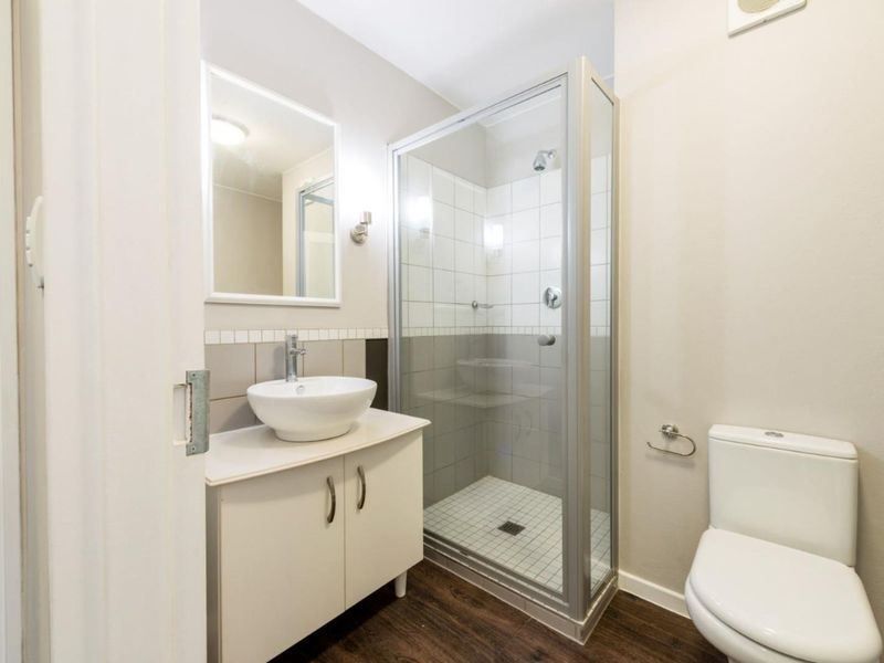 Calling Investors - Ultra Modern and Spacious 2 Bed 2 Bath Apartment - Photo 9