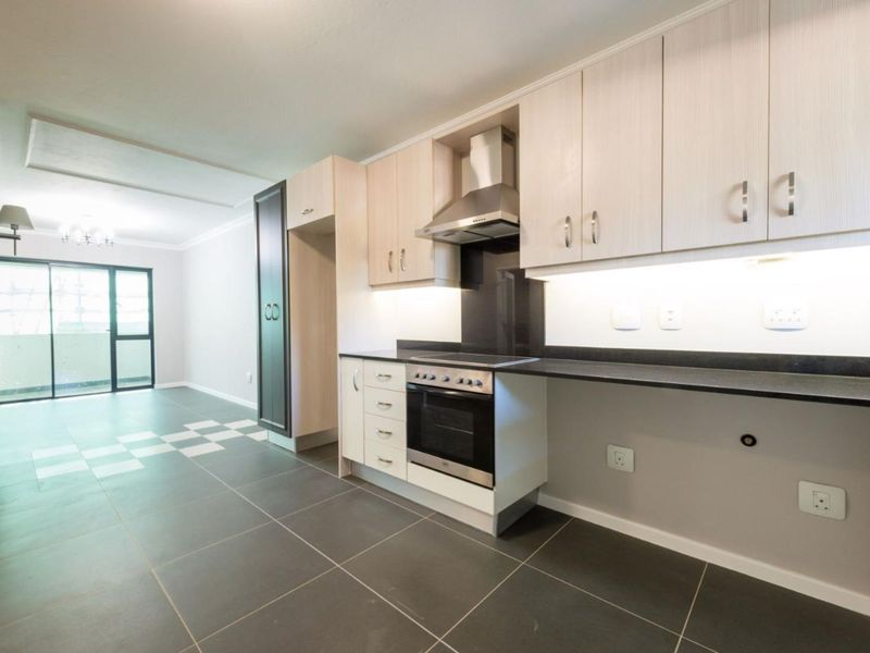 Calling Investors - Ultra Modern and Spacious 2 Bed 2 Bath Apartment - Photo 5