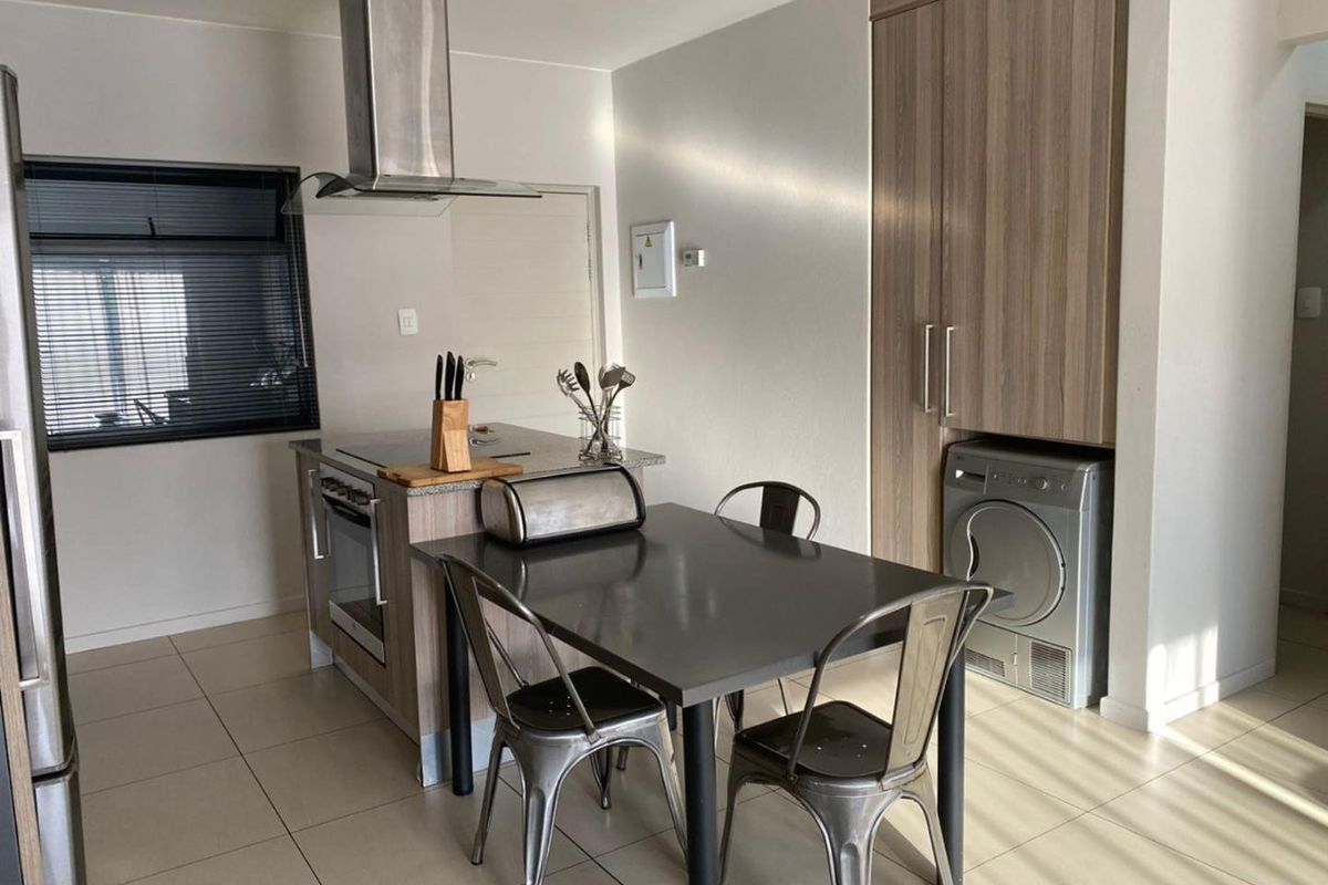 Unfurnished Contemporary, Spacious Ground Floor 2 bedroom 2 bathroom apartment at The Atrium Rivonia - Photo 4