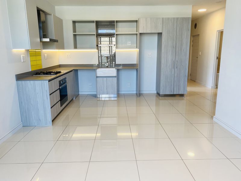 Apartment Living at it's Best, with Everything on your Doorstep - Photo 5