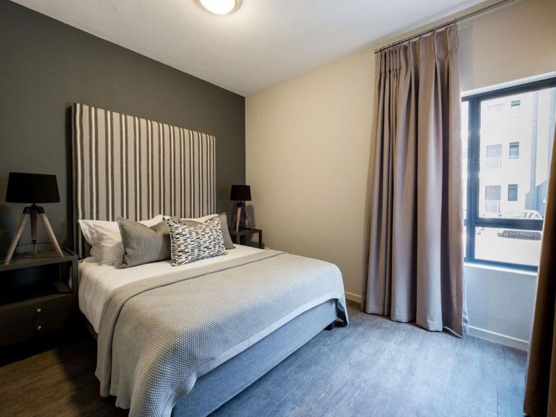 Well Designed and Spacious 2 Bedroom 1 Bathroom Apartment - Photo 10