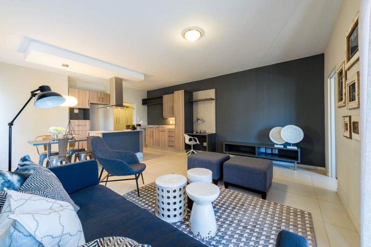Well Designed and Spacious 2 Bedroom 1 Bathroom Apartment - Photo 3