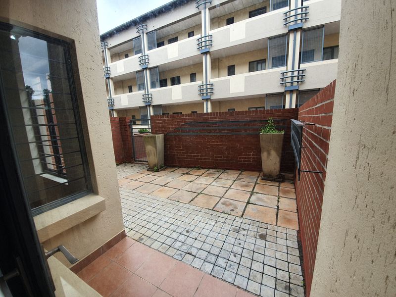 Ground floor Bachelor/Studio apartment available at 456 Cypress in Ferndale - Photo 10