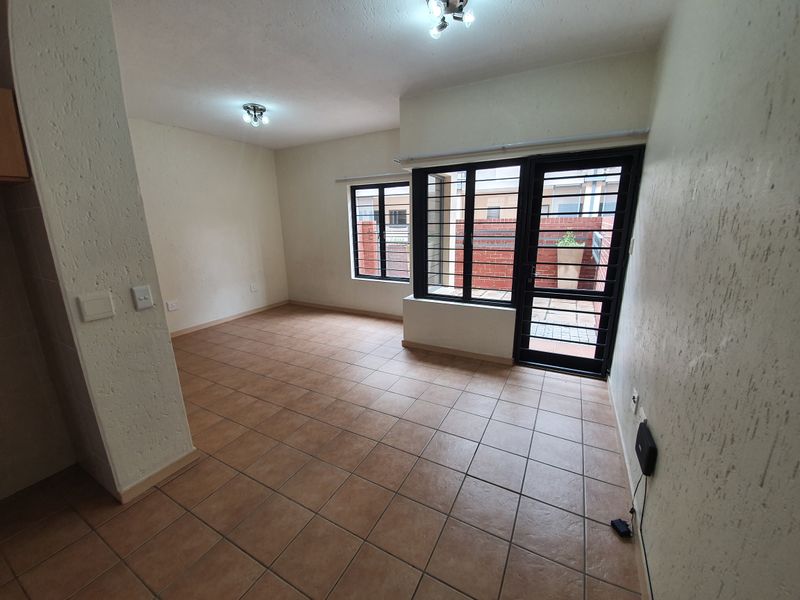 Ground floor Bachelor/Studio apartment available at 456 Cypress in Ferndale - Photo 2