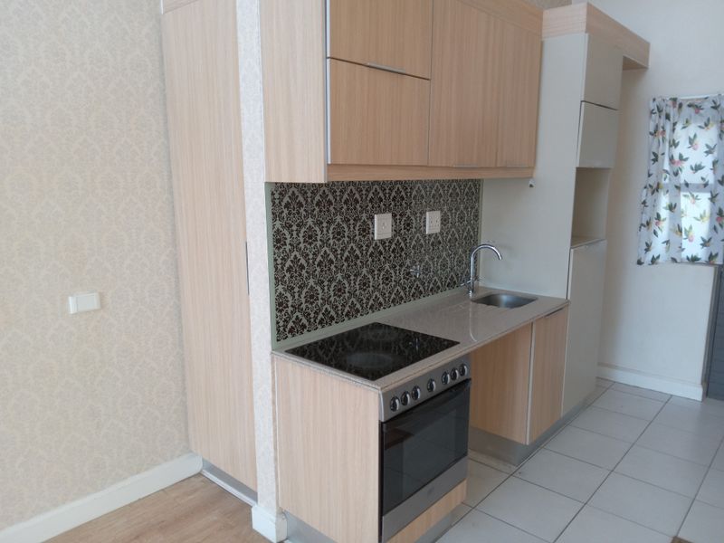 2 Bedroom 1 Bathroom 3rd floor Apartment at The Link in Rivonia - Photo 10
