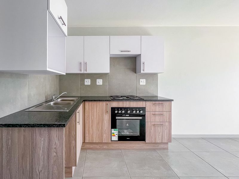 2 Bedrooms 1 Bath Apartment Available in Rivonia - Photo 3