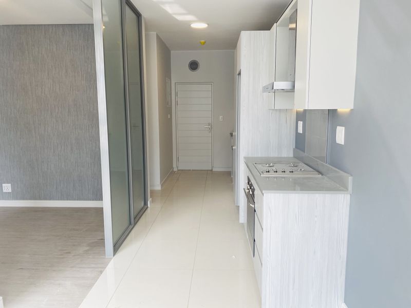 Spacious Studio Apartment in Rosebank. Investor Package - Rental Assist – Optional Add-On - Photo 4