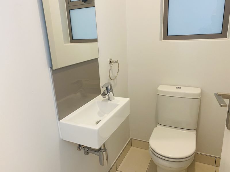 Spacious Studio Apartment in Rosebank. Investor Package - Rental Assist – Optional Add-On - Photo 8