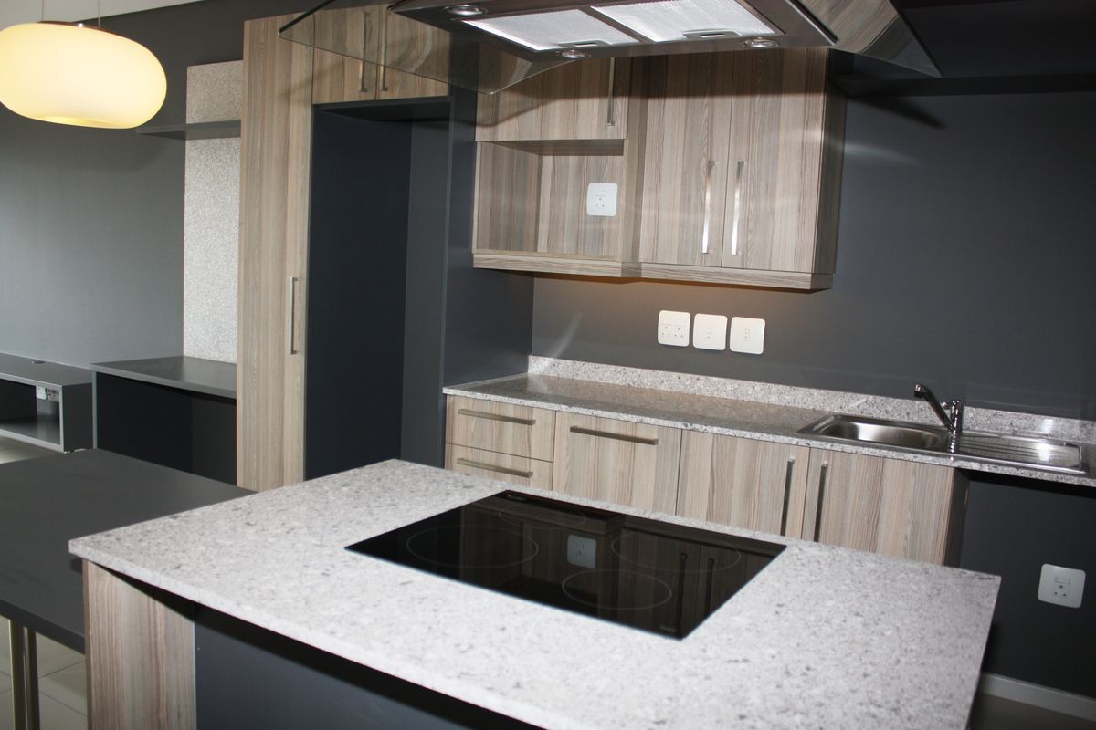 Simple, Classic and Contemporary 2 Bed 1 Bath Apartment in Rivonia - Photo 5