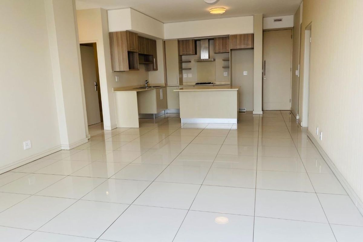 Immaculate 3 Bed 2 Bath Apartment in the The Tyrwhitt - Prestigious New Development. - Photo 4