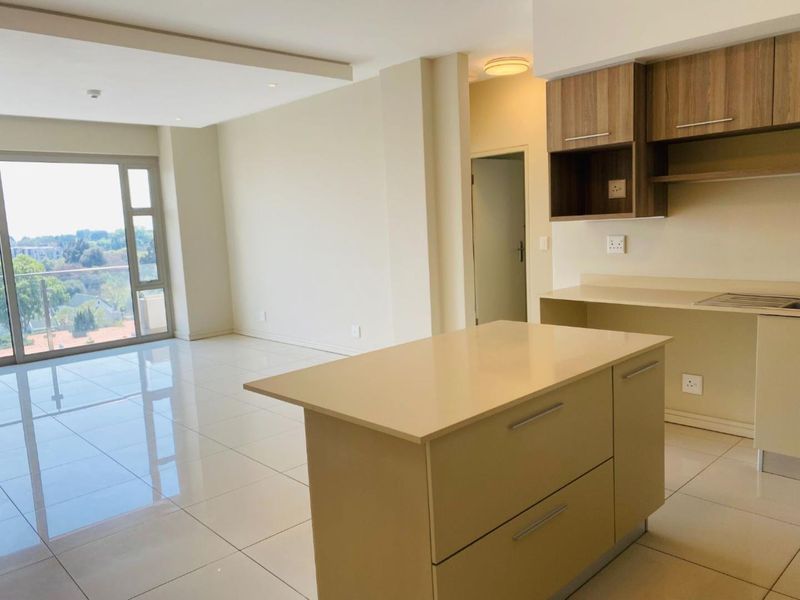 Immaculate 3 Bed 2 Bath Apartment in the The Tyrwhitt - Prestigious New Development. - Photo 8