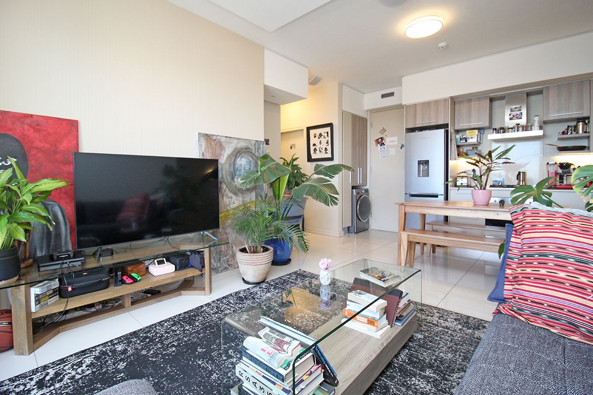 2 Bed 2 Bath Luxury Apartment in The Tyrwhitt - Furnished Option Available - Photo 5