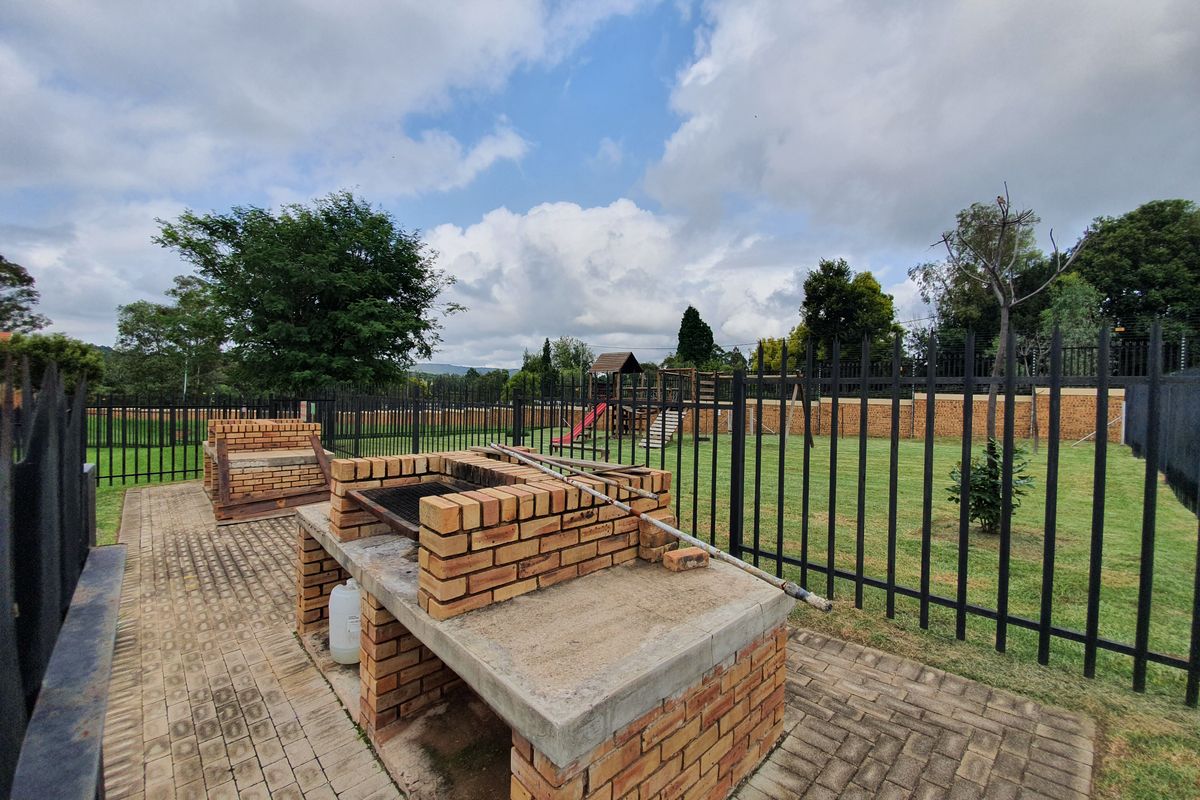 This spacious 2 bedrooms (main en-suite) with 2 bathrooms is ideal for family living - Photo 5