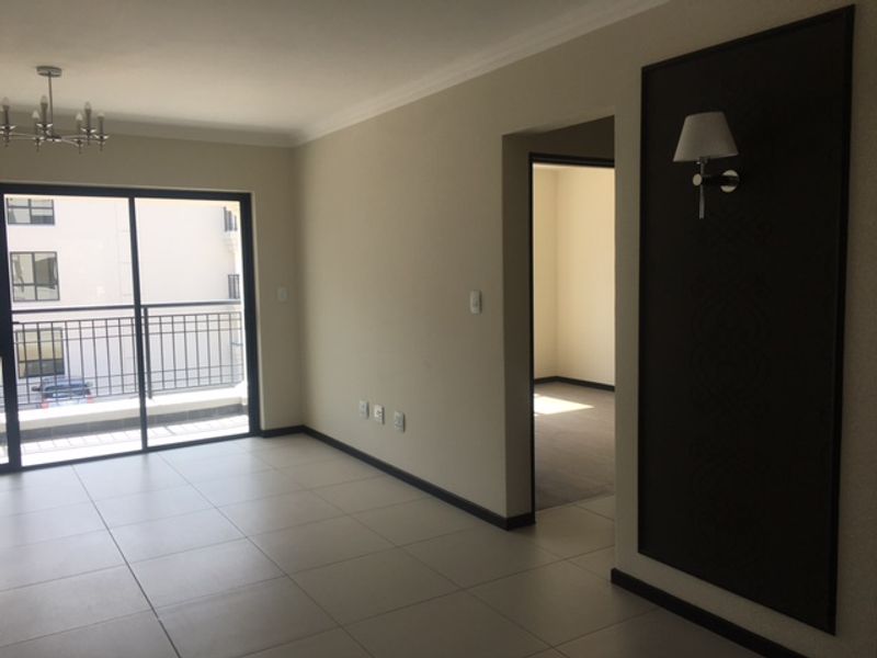 Beutifull second floor two bed/two bath unit in Cottonwoods Edenburg - Photo 9