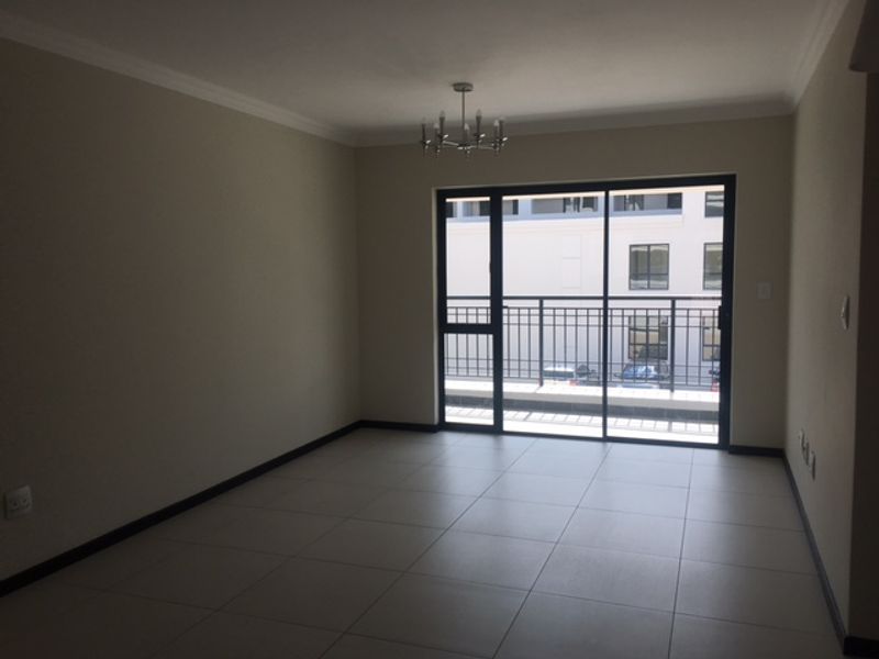 Beutifull second floor two bed/two bath unit in Cottonwoods Edenburg - Photo 7