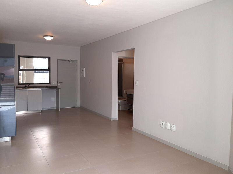Well Designed 1 Bed 1 Bath Ground Floor Apartment - Photo 10