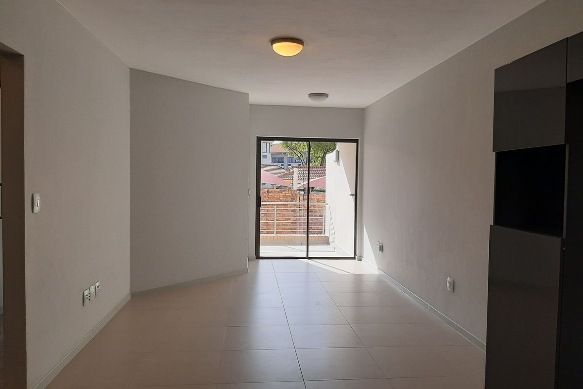 Well Designed 1 Bed 1 Bath Ground Floor Apartment - Photo 5